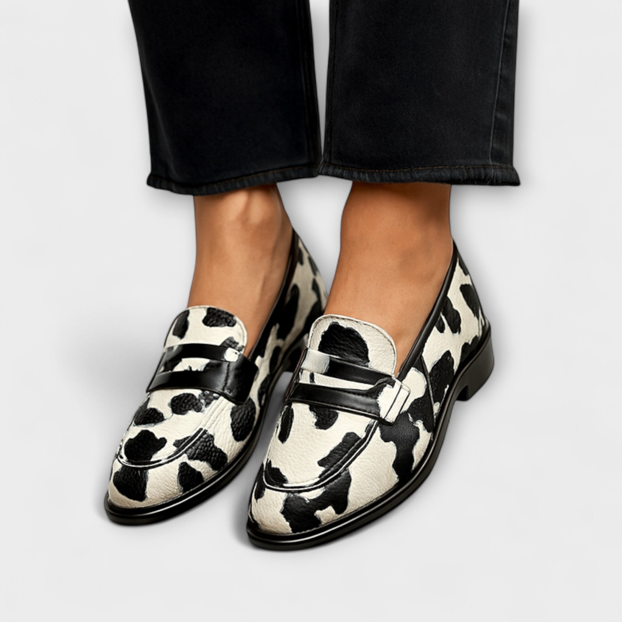 Victoria - Statement Loafer